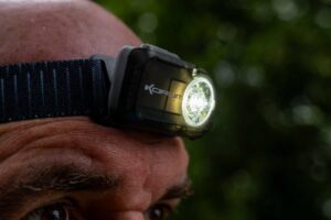 kp-k0310255_supaliteheadtorch-02_productlifestyleimage1